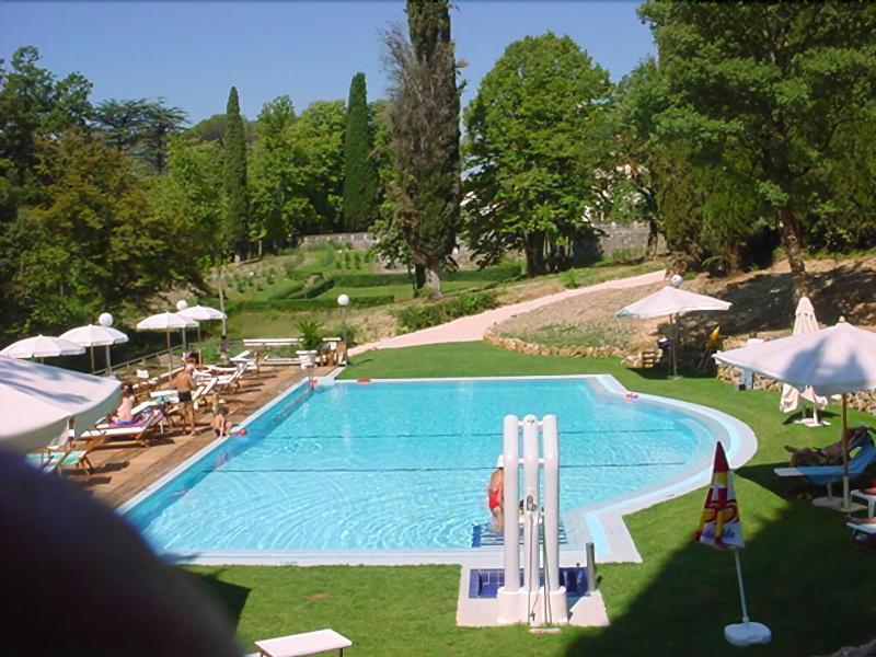 Park Hotel Villa Potenziani รีเอติ ภายนอก รูปภาพ