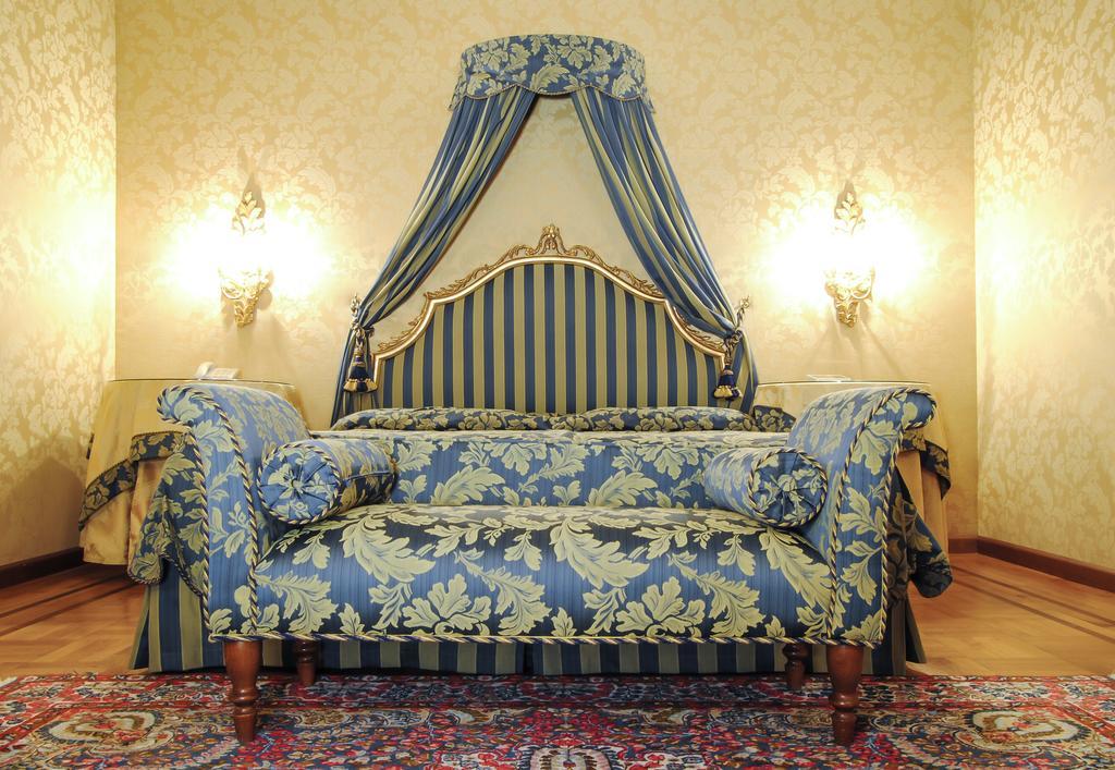 Park Hotel Villa Potenziani รีเอติ ภายนอก รูปภาพ